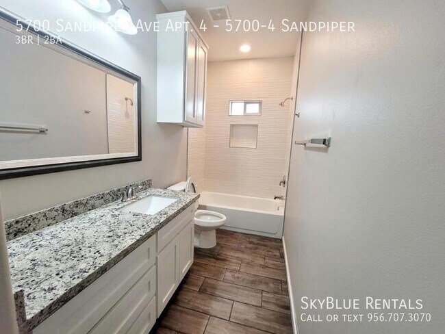 Building Photo - 5700 Sandpiper Ave