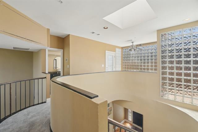 Building Photo - 4040 Avondale Ave