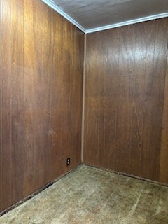 Building Photo - 313 E 2nd St