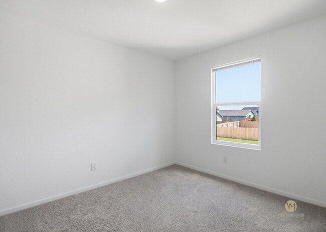 Building Photo - "Spacious 4-Bedroom Retreat with 2.5 Baths in Beautiful San Antonio!"