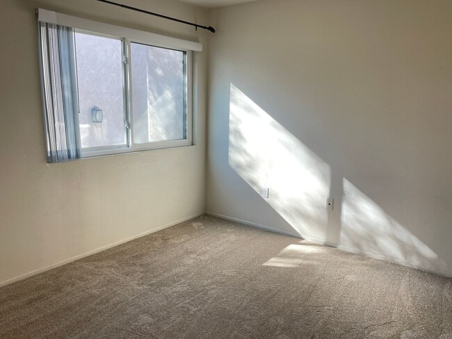 Building Photo - 6780 Friars Rd