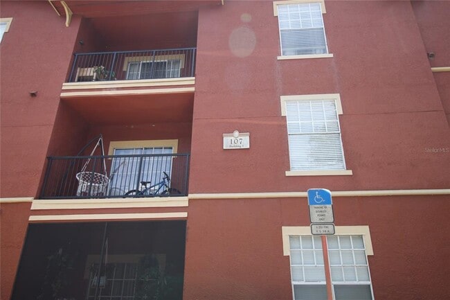 Building Photo - 107 Vista Verdi Cir