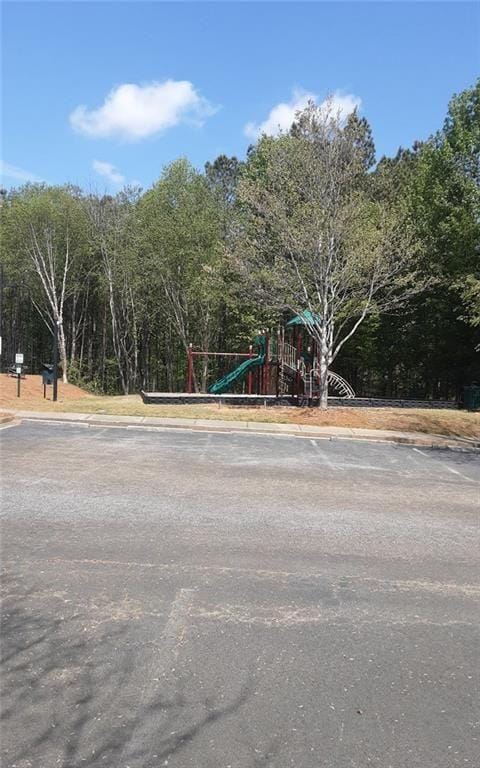Building Photo - 132 Lakeshore Pkwy