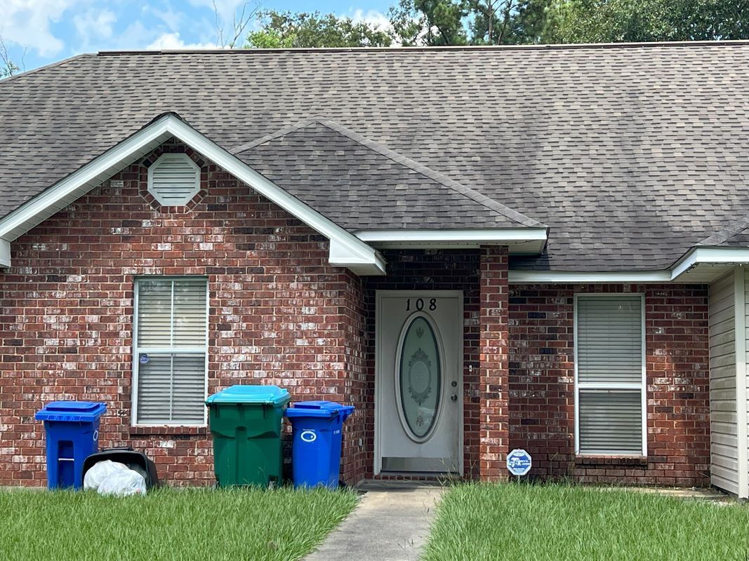 Building Photo - 108 Brandi Ln