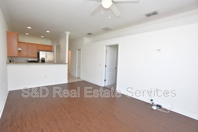Building Photo - 6352 Sedgeford Dr