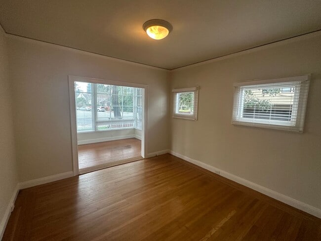 Building Photo - 820 N El Camino Real