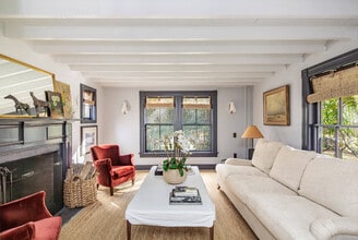 Building Photo - 93 Schellinger Rd