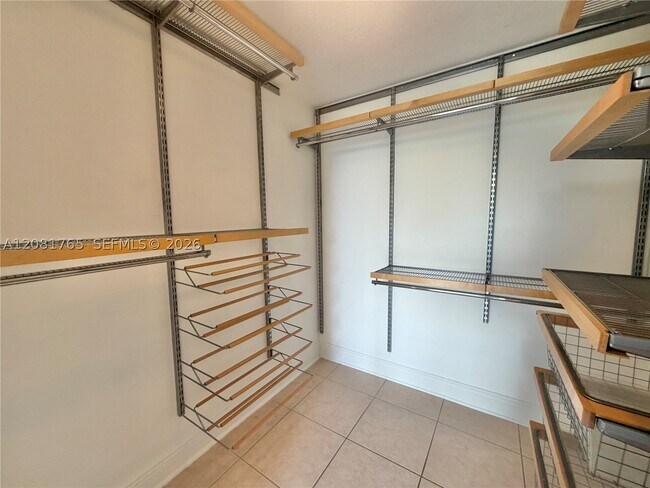 Building Photo - 1650 Coral Wy