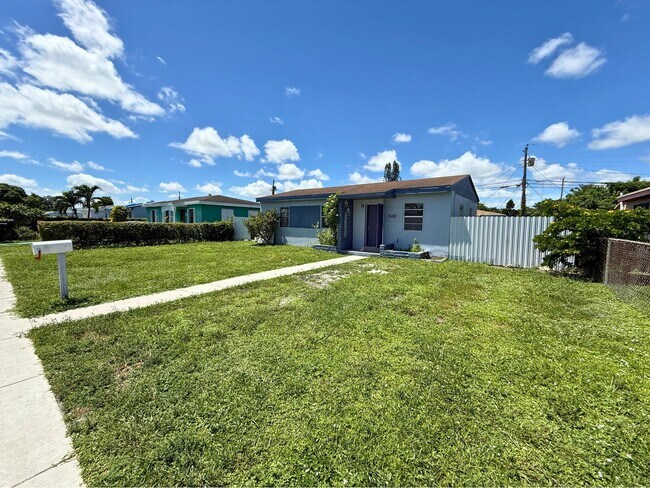 Building Photo - 15330 NW 31st Ave