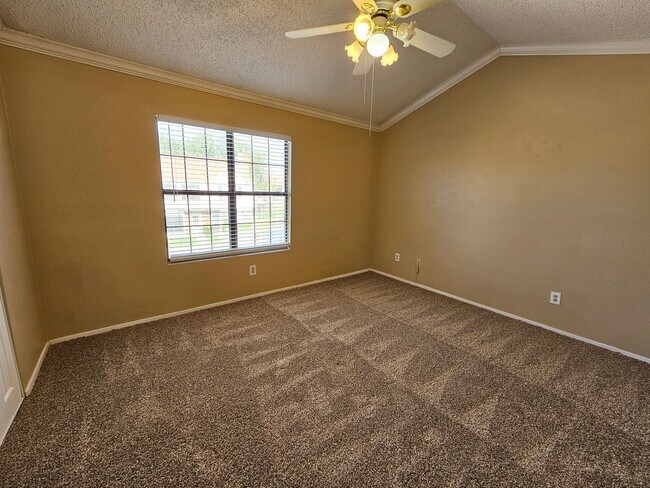 Building Photo - Stunning two-level, two-bedroom, one-and-a-half-bathroom townhome