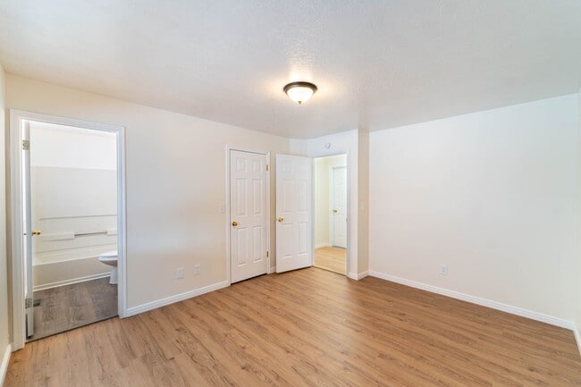 Building Photo - Remodeled home