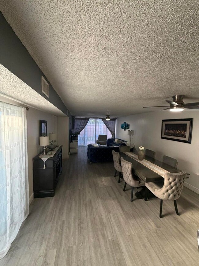 Building Photo - 10343 Greenhouse Rd