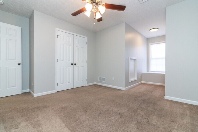 Building Photo - 134 Twin Lakes Dr