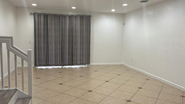 Building Photo - 4103 Napoli Lake Dr