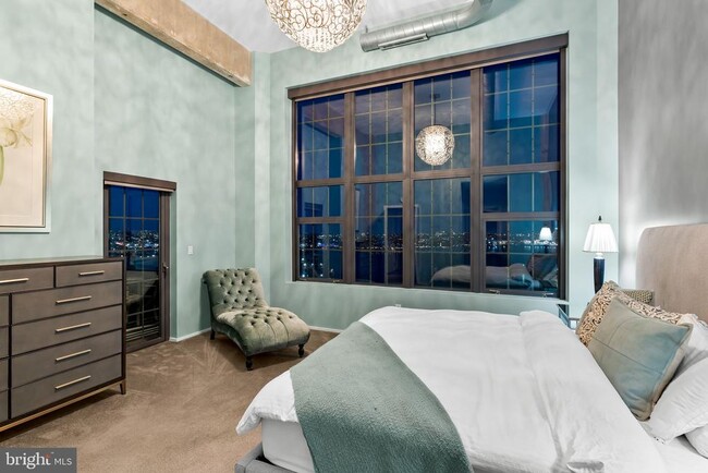 Building Photo - 1200 Steuart St