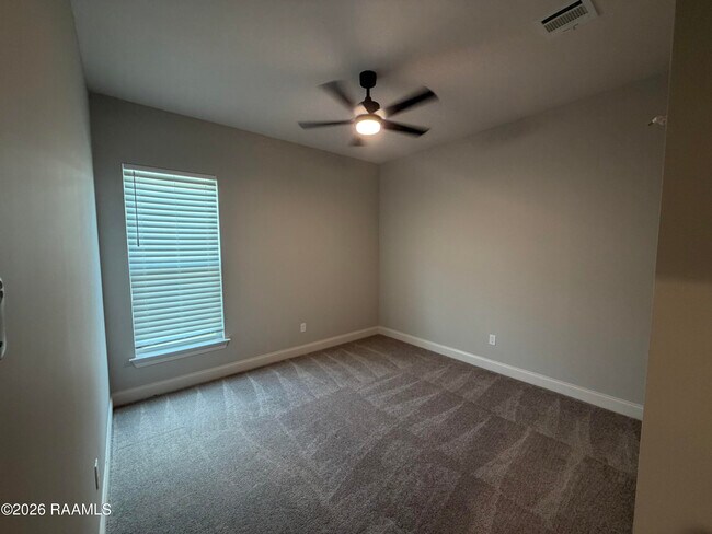 Building Photo - 102 Ancona Ln