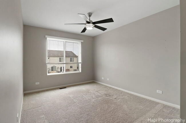 Building Photo - 1145 Adagio Dr