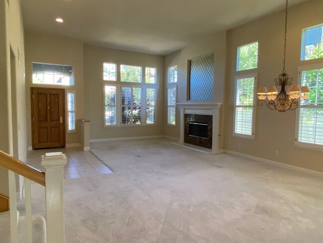 Building Photo - Gorgeous Country Estates 4BR 3.5BA Home in Almaden