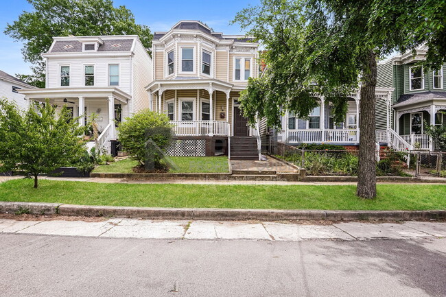 Building Photo - 1313 N 20th St