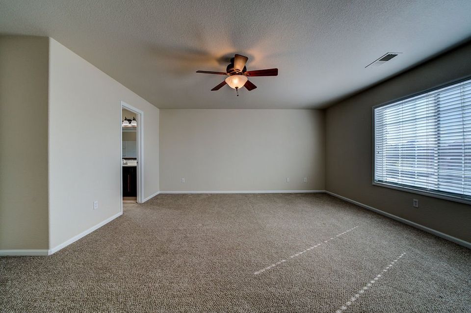 Building Photo - 7762 Lantern Ln