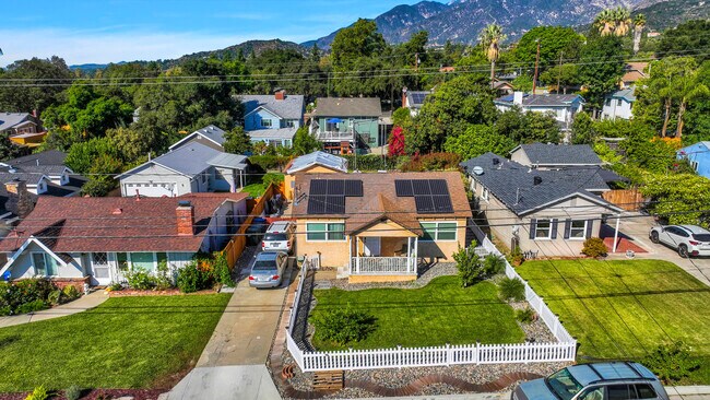 Building Photo - 227 Valle Vista Ave