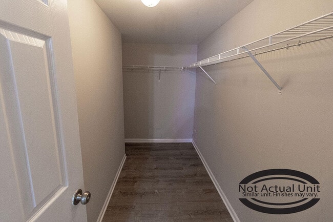 Building Photo - 4012 Arctic Fox Dr