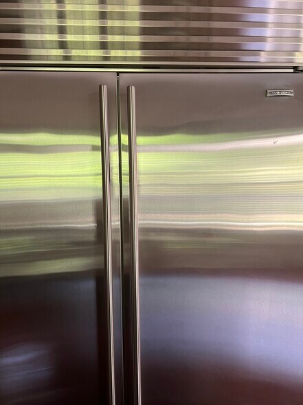 Subzero Refrigerator - 440 Wembley Cir