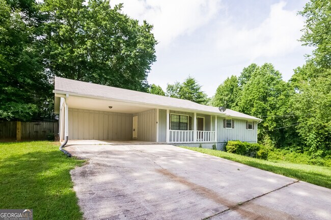 Building Photo - 4554 Cresant Ln