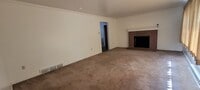 Building Photo - 4 bedroom 1.5 Bathroom home in Leola