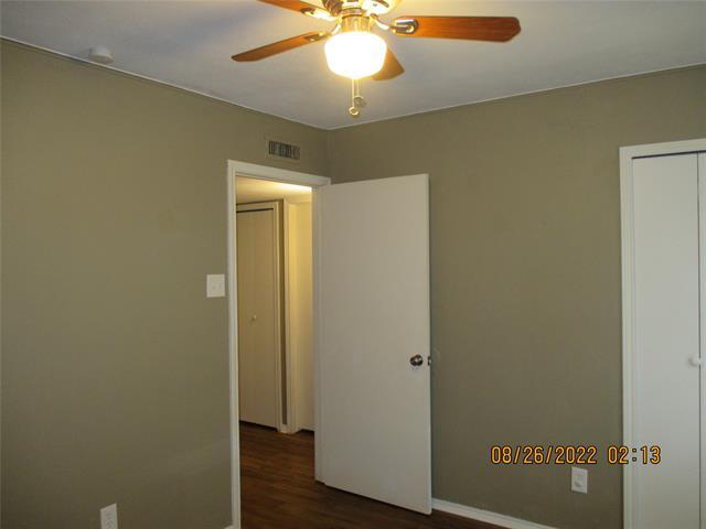 Building Photo - 553 Hanover Dr