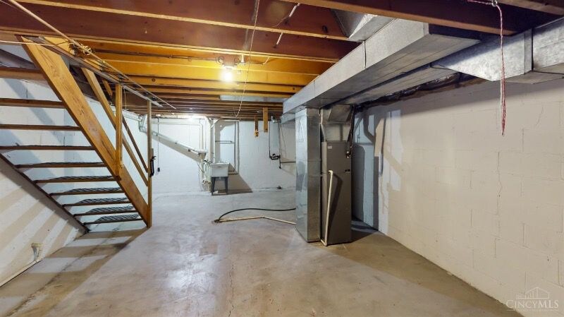 Building Photo - 12 Wesleyan Ct