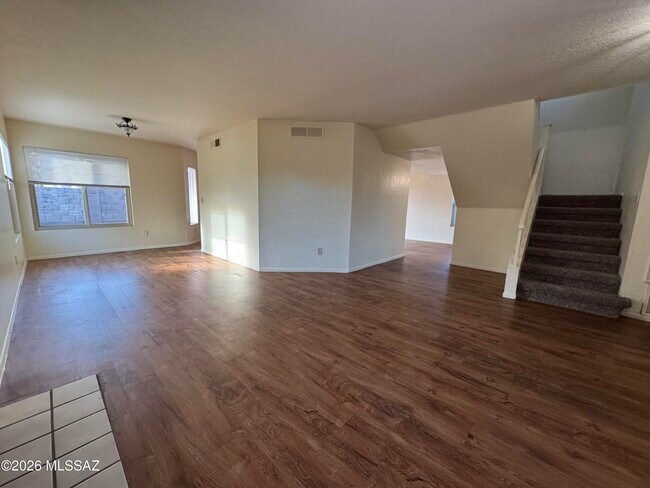 Building Photo - 5200 W Wood Owl Dr