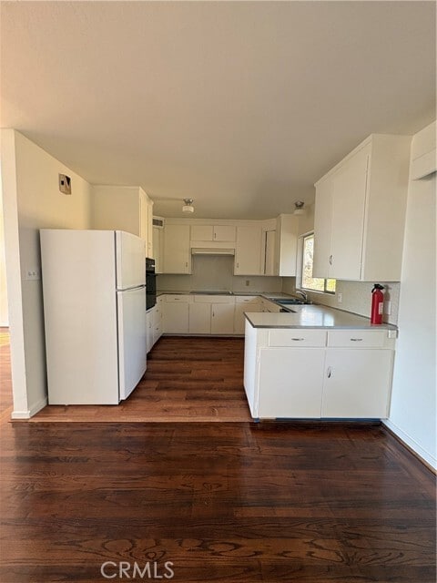 Building Photo - 4096 Lakeshore Blvd