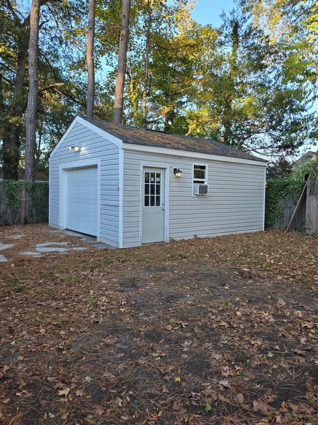 Building Photo - Gorgeous Home Rental in Norfolk VA!