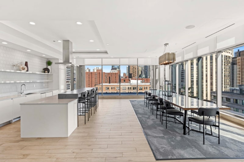 Building Photo - 1147 N Wells St