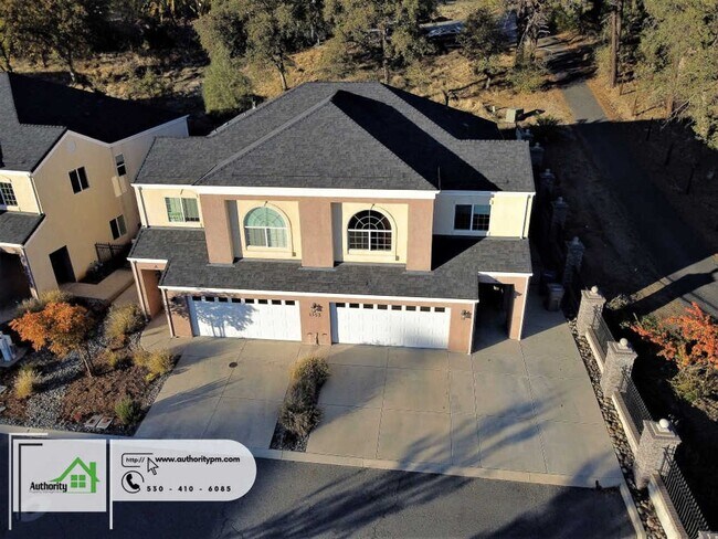 Building Photo - 1353 Browning Street