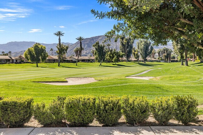 Building Photo - 179 Gran Via