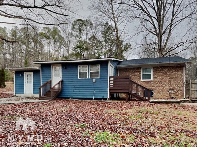 Building Photo - 121 Nicklaus Dr