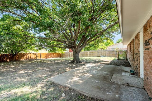 Building Photo - 810 S Western Hls Dr