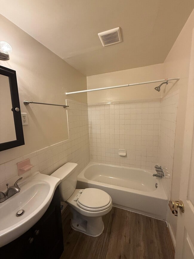 Building Photo - 7301 Calder Dr