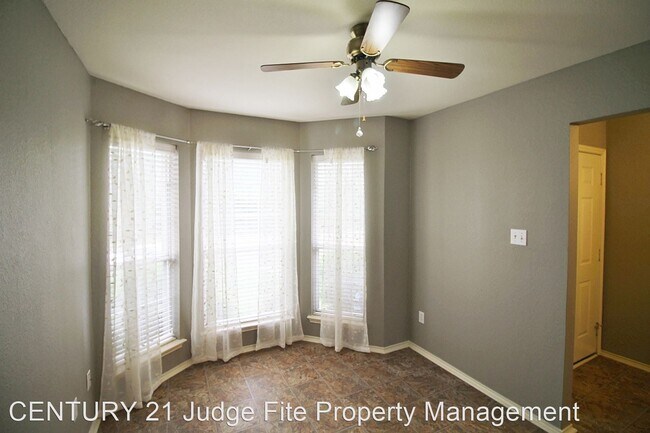 Building Photo - 3 br, 2 bath House - 1702 Straus Road