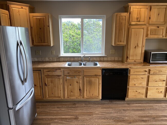 Building Photo - 371 Sand Dune Ave NW