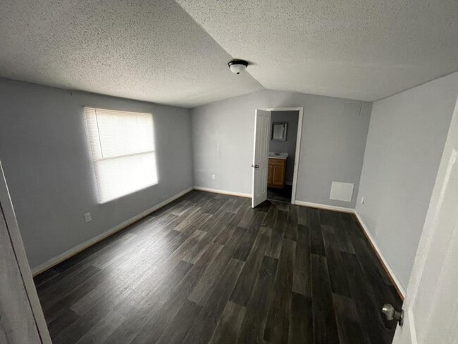 Building Photo - 173 Tranquility Ln