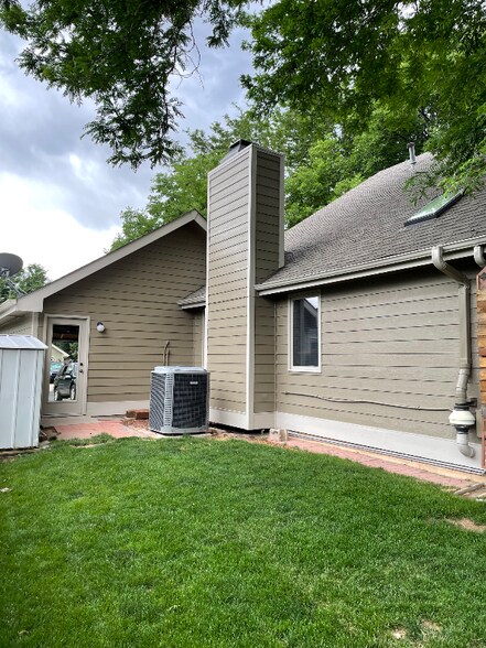 Building Photo - 1624 Sagewood Dr