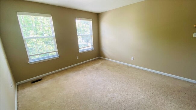 Building Photo - 58 Fountainview Dr