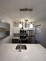 Building Photo - 271 Hancock Ave