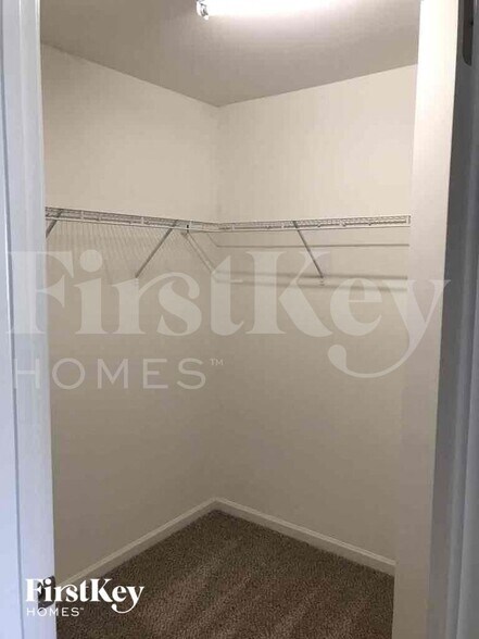 Building Photo - 6022 Durango Way