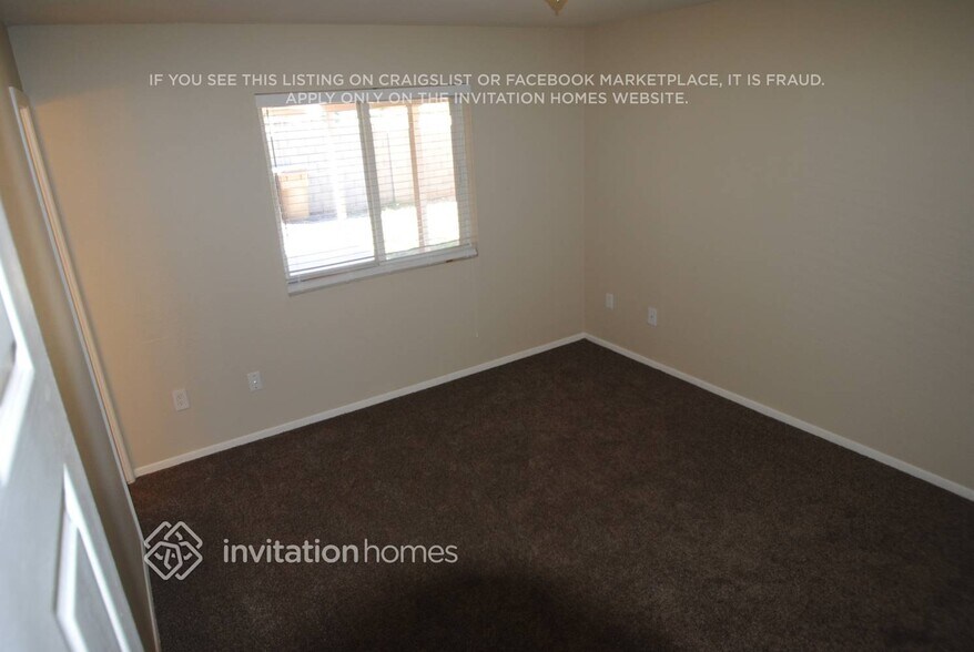 Building Photo - 7132 W Beryl Ave