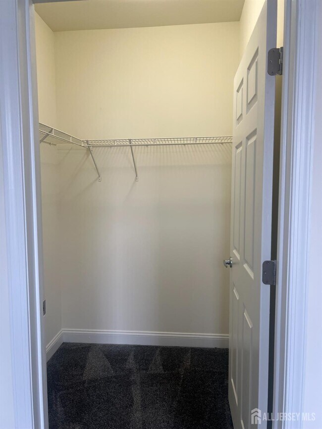 Building Photo - 263 Samuel Cir