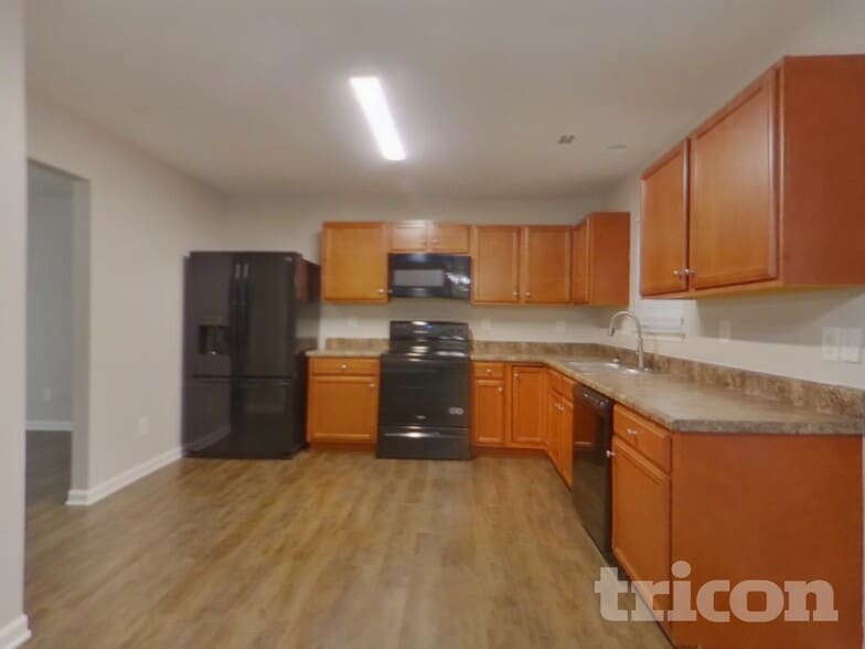 Building Photo - 103 Nora Dr